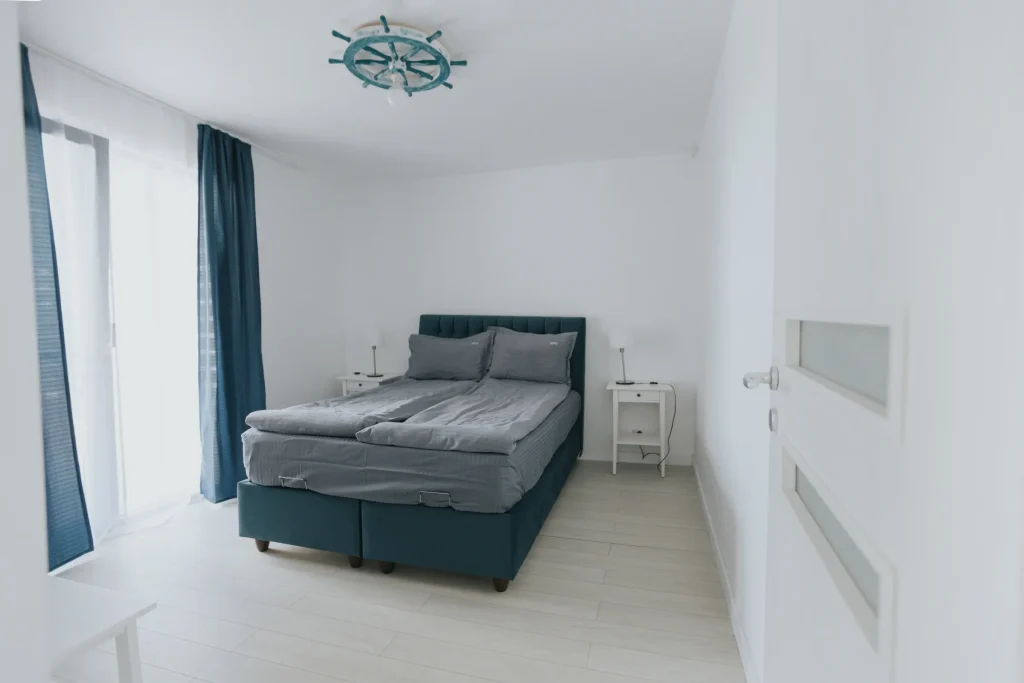 Bungalow with Two Bedrooms 11